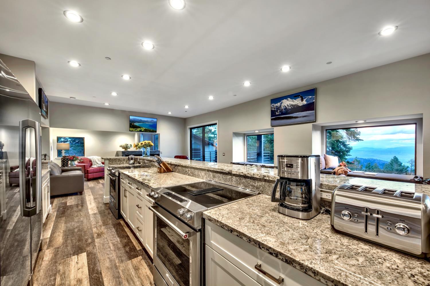 Sapphire House - Image 12